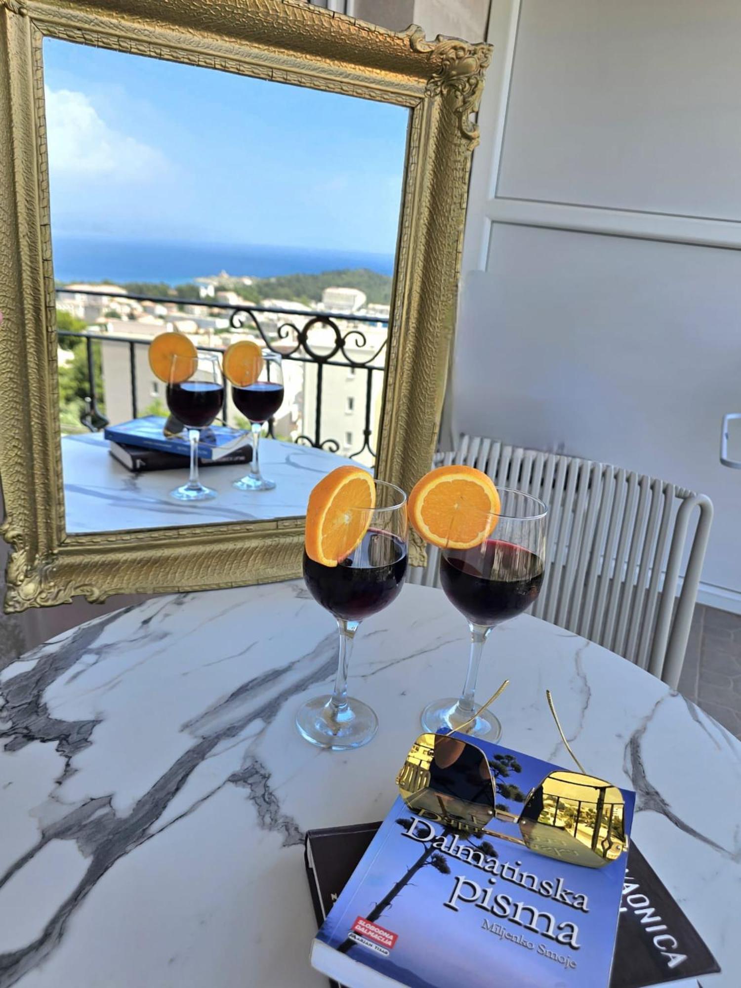 Guesthouse Komfor Moča Makarska Eksteriør billede