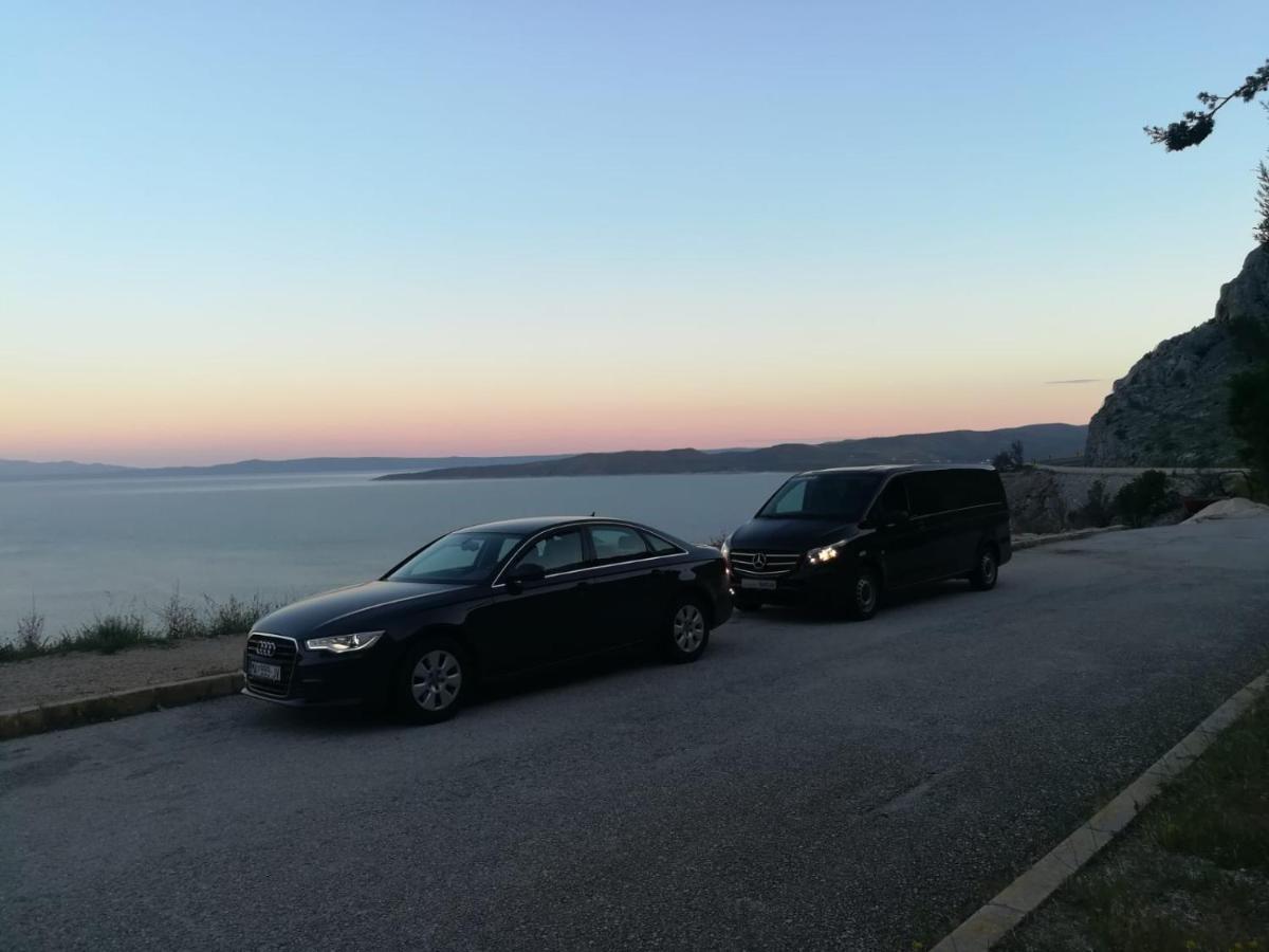 Guesthouse Komfor Moča Makarska Eksteriør billede